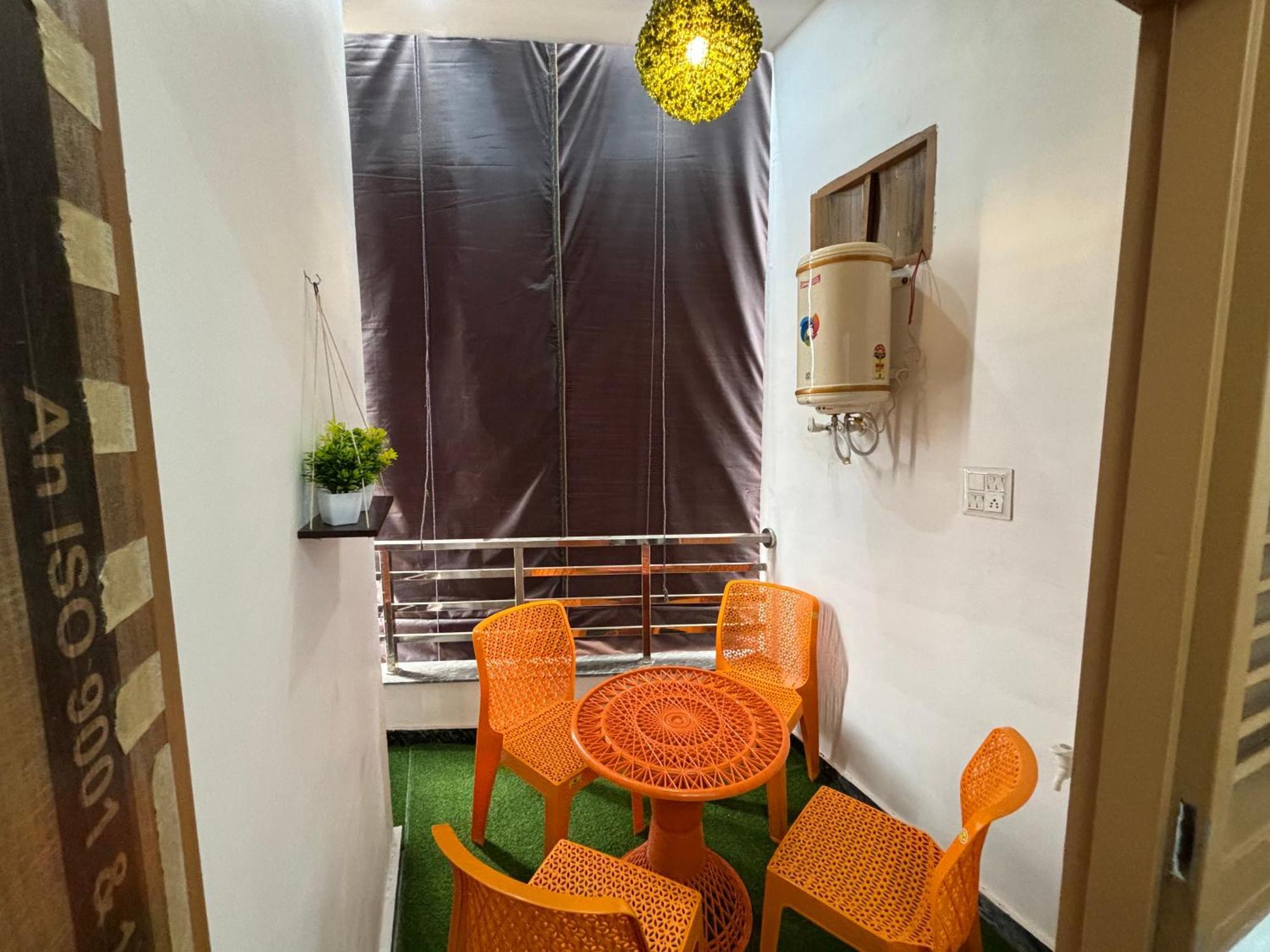 Rukmani Villas Group Of Rukmani Home Stay Mathura Luaran gambar