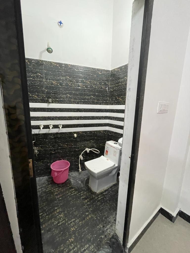 Rukmani Villas Group Of Rukmani Home Stay Mathura Luaran gambar